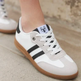zapatillas blancas
